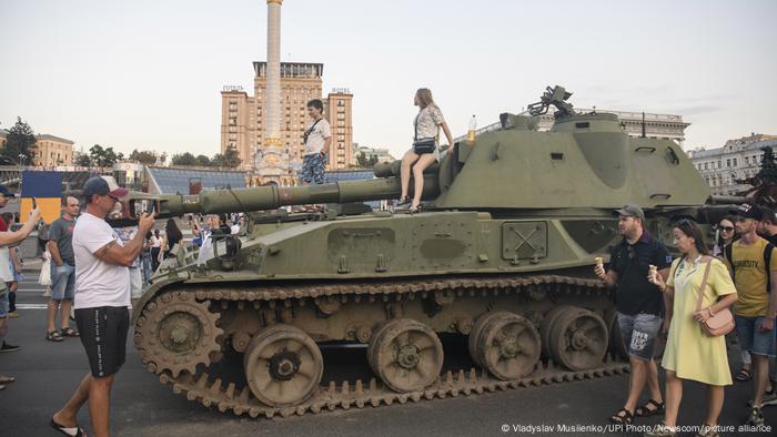 Ukraine | Zerstörte russische Panzer