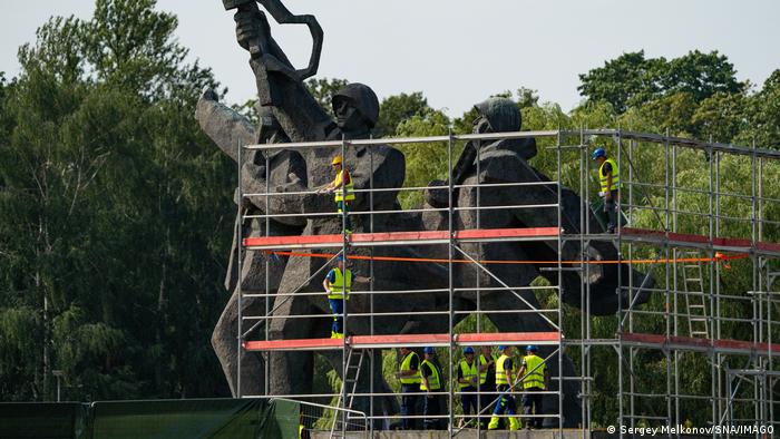 Lettland, Riga | Abriss des sowjetischen Siegesdenkmal
