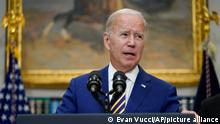 US: President Joe Biden announces student debt relief plan