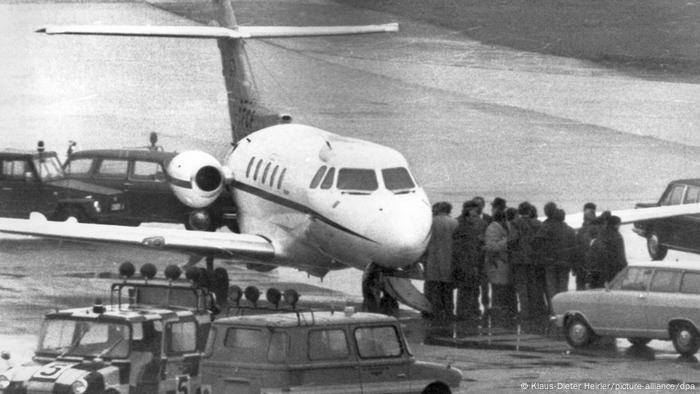 Condor-Jet auf dem Flughafen München-Riem, der die drei Terroristen nach Zagreb fliegen soll