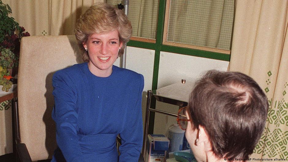 Lady Di su leyenda sigue viva en la cultura popular DW 28/08/2022