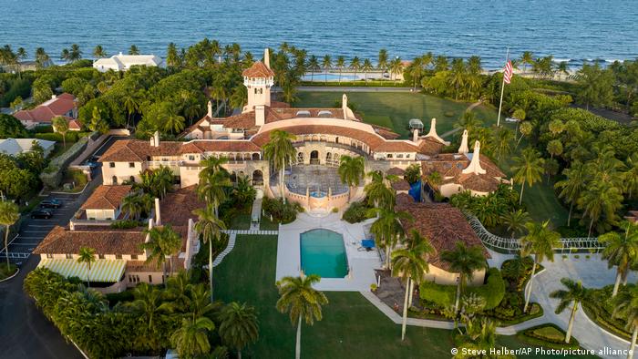 Luftaufnahme der Trump-Villa Mar-a-Lago in Palm Beach, Florida