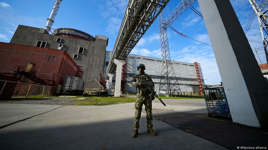Ukraine | Russische Soldaten am Atomkraftwerk in Saporischschja
