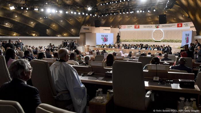 Una treintena de jefes de estado o de gobierno participan en la cumbre.