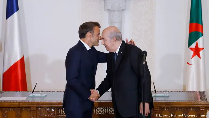 وفي حال وصول الرئيس الجزائري إلى فرنسا فمن المرجح أنه سيناقش مع نظيره الفرنسي إيمانويل ماكرون مجموعة من القضايا الصعبة. فهناك العديد من الأسئلة التي لم تجد إجابات بعد حول طبيعة العلاقة بين البلدين