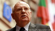 Former Soviet leader Mikhail Gorbachev is seen at the start of the ?Peace with Water? Forum at the European parliament in Brussels, Belgium, 12 February 2009. ?Peace with Water? intends to contribute to the current international governmental processes aimed at defining and approving the 2013 post-Kyoto agreement by proposing a Memorandum for a World Water Protocol. EPA/OLIVIER HOSLET +++ dpa-Bildfunk +++