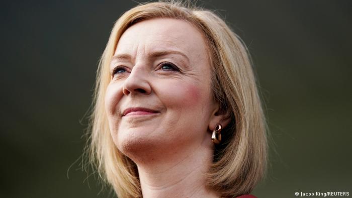 A maioria dos membros do Partido Conservador escolheram Liz Truss como sua nova líder