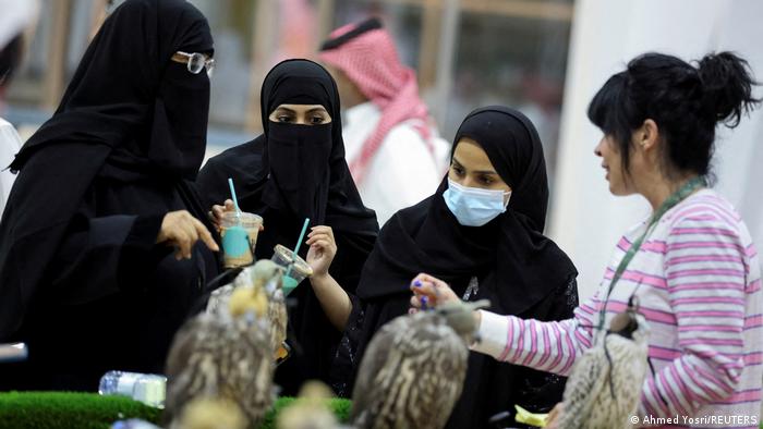 مهرجان الصقور في الرياض السعودية