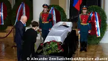 غياب دولي شبه كلي.. تشييع جنازة غورباتشوف آخر زعيم سوفيتي