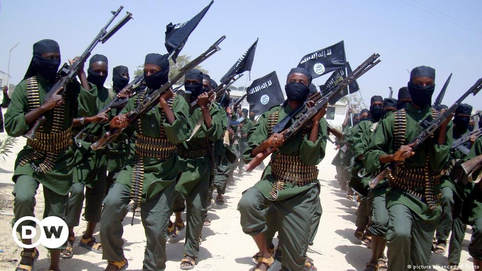 Al-Shabab extremists: Why is the group terrorizing Somalia? – DW