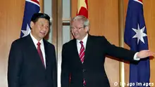 Bildnummer: 54158039 Datum: 21.06.2010 Copyright: imago/Xinhua
CANBERRA, June 21, 2010 (Xinhua) -- Visiting Chinese Vice President Xi Jinping (L) and Australian Prime Minister Kevin Rudd talks while attending a signing ceremony of several cooperation agreements and business contracts in Canberra, capital of Australia, June 21, 2010. (Xinhua/Liu Weibing) (zhs) (4)AUSTRALIA-CANBERRA-XI JINPING-KEVIN RUDD PUBLICATIONxNOTxINxCHN People Politik kbdig xdp 2010 quadrat premiumd xint
Bildnummer 54158039 Date 21 06 2010 Copyright Imago XINHUA Canberra June 21 2010 XINHUA Visiting Chinese Vice President Xi Jinping l and Australian Prime Ministers Kevin Rudd Talks while attending a Signing Ceremony of several Cooperation Agreements and Business Contracts in Canberra Capital of Australia June 21 2010 XINHUA Liu Weibing 4 Australia Canberra Xi Jinping Kevin Rudd PUBLICATIONxNOTxINxCHN Celebrities politics Kbdig XDP 2010 Square premiumd