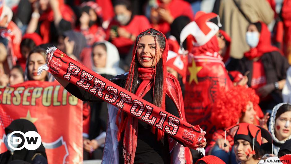 Fußball im Iran: Wo sich mutige Frauen schon früher widersetzten