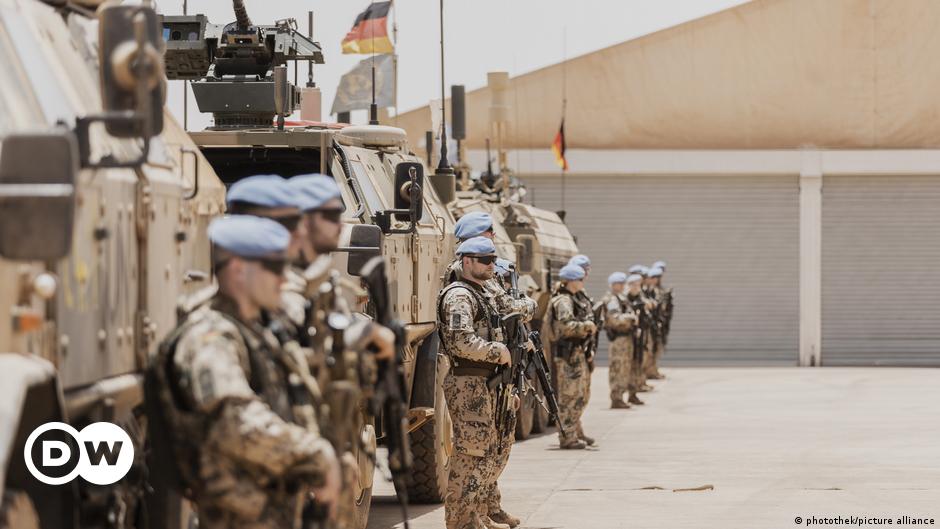 Deutschland will Truppen bis Mai 2024 aus Mali abziehen – DW – 22.11.2022