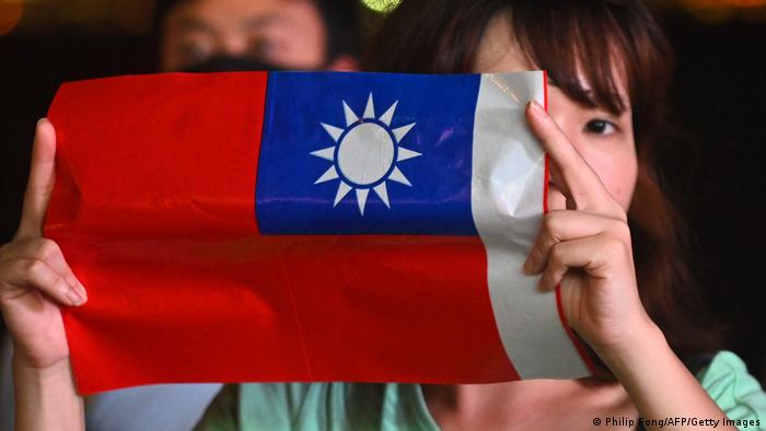 部分台湾民众告诉DW，他们认为在即将到来的总统选举中，对他们来说最重要是两岸和平及台湾自身的安全。