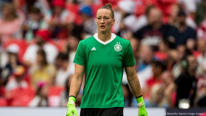 Almuth Schult dans le but pour l'Allemagne Almuth Schult dans le but pour l'Allemagne