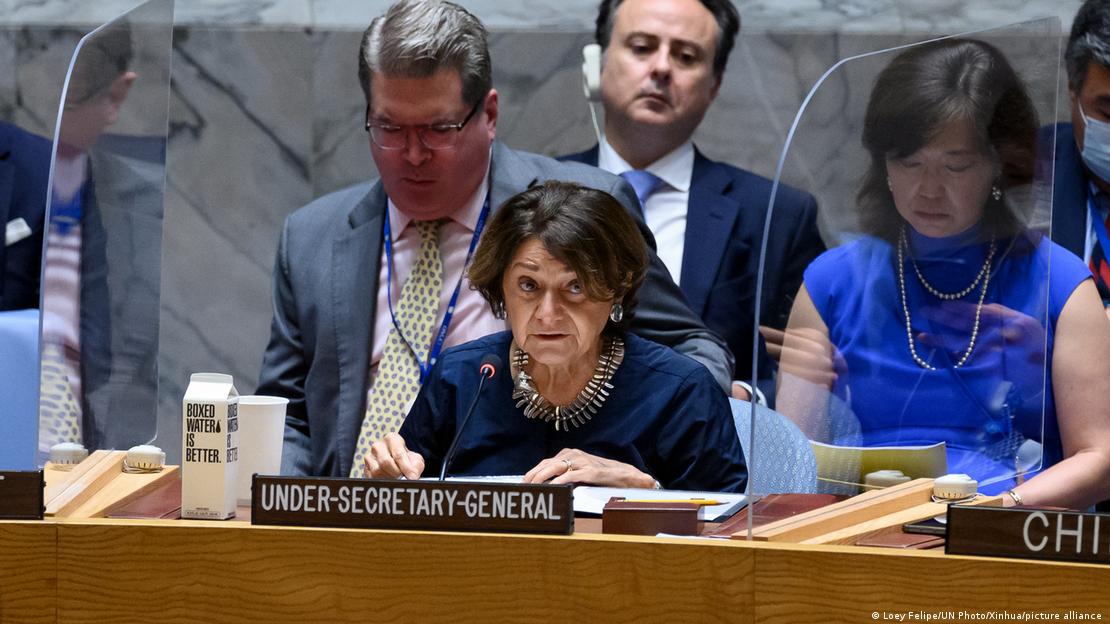 Rosemary DiCarlo speaks at the UN security council. 