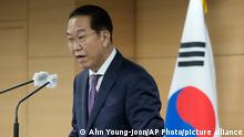 South Korean Unification Minister Kwon Youngse speaks during a press conference at the Government Complex in Seoul, South Korea, Thursday, Sept. 8, 2022. South Korea on Thursday proposed a meeting with North Korea to resume reunions of families separated by war, despite long-strained ties between the rivals over the North's nuclear weapons program. (AP Photo/Ahn Young-joon)