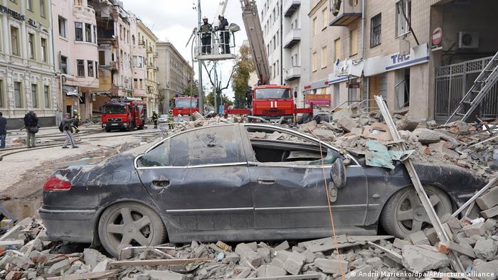 Ukraine-Krieg Charkiw | Raketenangriff des russischen Militärs