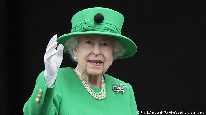 Isabel II, la reina que resistió todos los dramas | Europa | DW | 08.09.2022