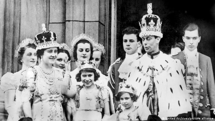 Queen Elizabeth II as a child with her father, King George VI and her family