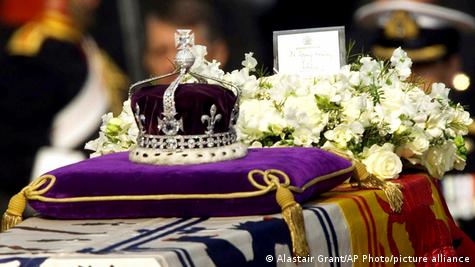 Qué es el 'Koh-i-Noor', la piedra de la Corona que llevará Camilla y  reclama India 