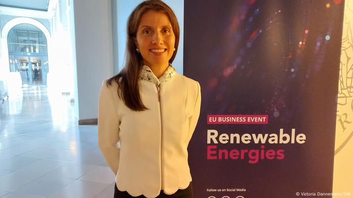 Carolina Palma, representante del Acuerdo de Asociación Unión Europea-Centro América destacó las grandes oportunidades de cooperación y negocios que presentan las energías renovables.