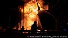 Rusia anuncia bombardeos masivos en Ucrania, emperador Naruhito asistirá al funeral de Isabel II y más