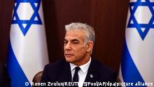 11.09.2022 Jair Lapid, Ministerpräsident von Israel, leitet die wöchentliche Kabinettssitzung. Der israelische Regierungschef Lapid ist zu einem zweitägigen Besuch nach Deutschland aufgebrochen. +++ dpa-Bildfunk +++
