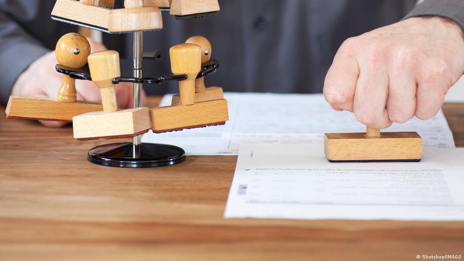 Germany: Survey shows little progress on cutting red tape