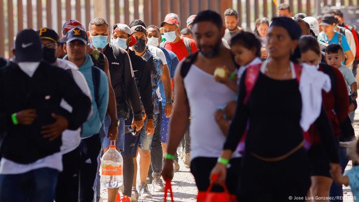 Migrantes en El Paso.