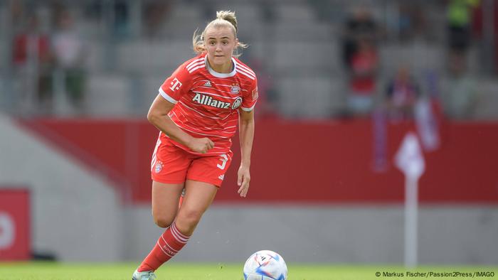 Georgia Stanway von Bayern München in Aktion