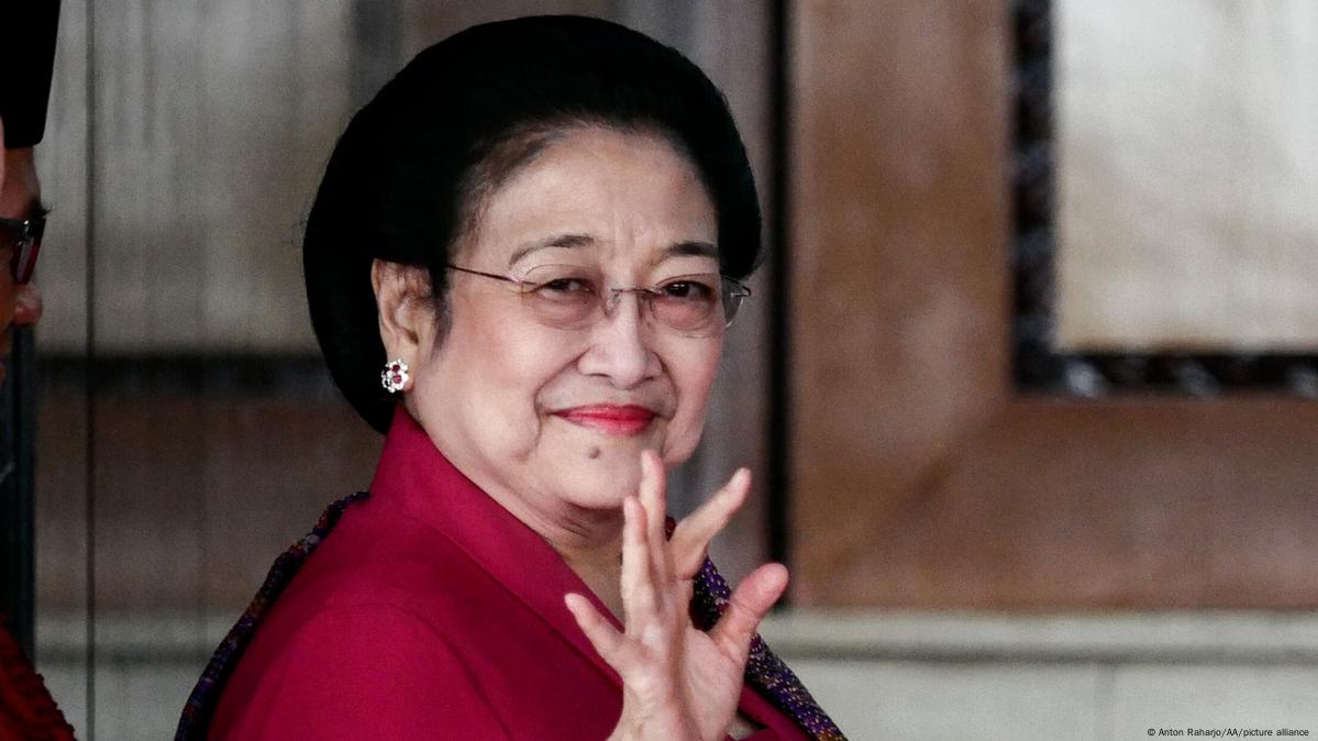 Megawati Umumkan Ganjar Pranowo Capres PDIP – DW – 21.04.2023