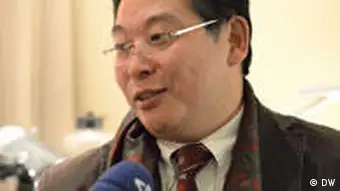 Yang Jianli, ein bekannter Dissident in China und wohnt zur Zeit in den USA. An dem 10 Dezember wird er an der Verleihungszeremonie des Friedensnobelpreis teilnehmen. Wann: 09.12.2010 Wo: Oslo Wer macht das Foto: Ying Yang