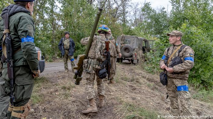 Soldados ucranianos en la región de Járkov.