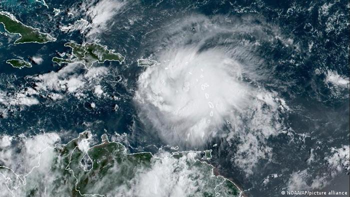 Foto satelital de la tormenta tropical Fiona. 