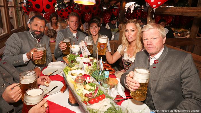 Hasan Salihamidzic, Julian Nagelsmann and Oliver Kahn at Oktoberfest