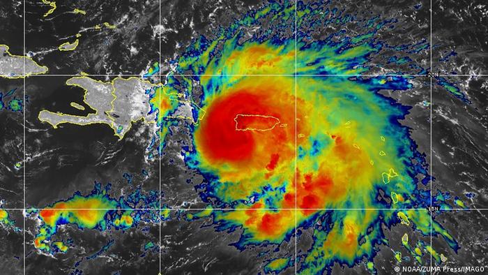 imagen de satélite muestra al huracán Fiona aproximándose a República Dominicana.