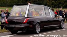 19.09.2022
The hearse carrying the coffin of Britain's Queen Elizabeth travels to Windsor, on the day of the state funeral and burial of Britain's Queen Elizabeth, in Runnymede, Britain, September 19, 2022 REUTERS/Andrew Couldridge