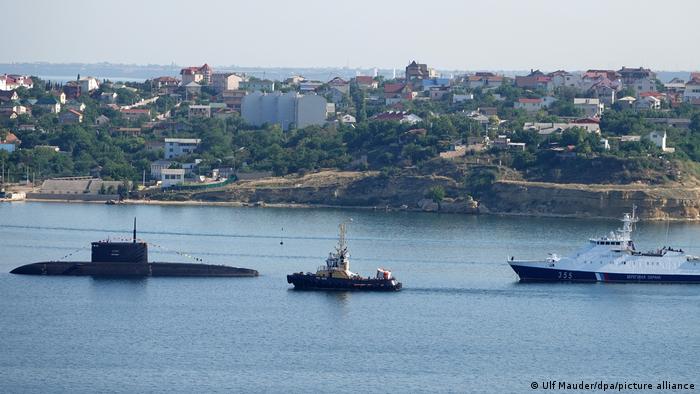 莫斯科还指控英国，协助乌克兰对俄罗斯位于克里米亚港口塞瓦斯托波尔的黑海舰队进行无人机袭击