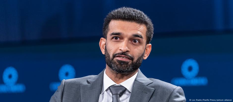 Hassan Al-Thawadi estimou número de trabalhadores mortos nas obras para a Copa, mas disse que o tema ainda é discutido