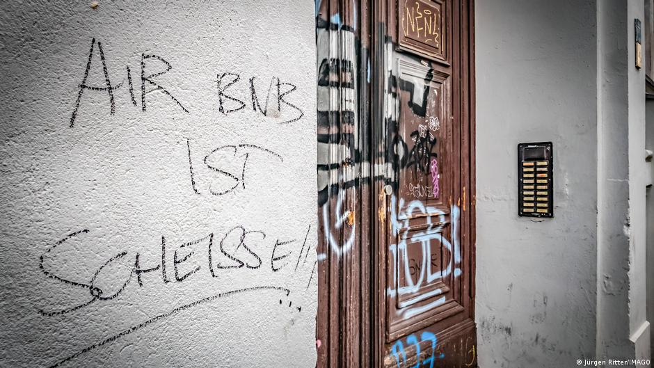 Berlin court's holiday home ruling: bad news for Airbnb – DW – 03/13/2024 - Vimarsana News