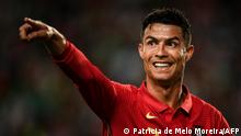 Cristiano Ronaldo recibe premio al máximo goleador histórico de Portugal y apunta a la Euro 2024