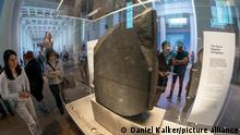 UK: Der Stein von Rosetta (Rosetta Stone) im British Museum in London. Foto vom 10. Mai 2018.