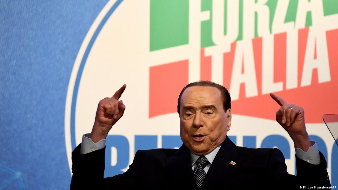 Eski Başbakan Silvio Berlusconi
