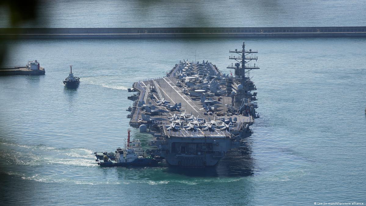 US aircraft carrier in S. Korea for joint exercise DW 09/23/2022