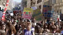 ROME, ITALY, SEPTEMBER 23: Fridays for Future environmentalist movement's activists attend a demonstration on the occasion of a Global Climate Strike in Rome, Italy, on September 23, 2022. Riccardo De Luca / Anadolu Agency