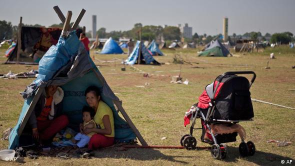 Landbesetzung im Parque Indoamericano in Buenos Aires (Foto: AP)