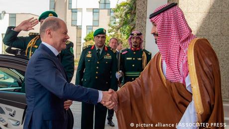 Германия разреши доставките на оръжие за Саудитска Арабия очевидно в