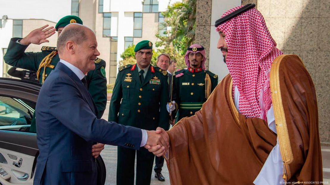 Scholz aperta mão de bin Salman 