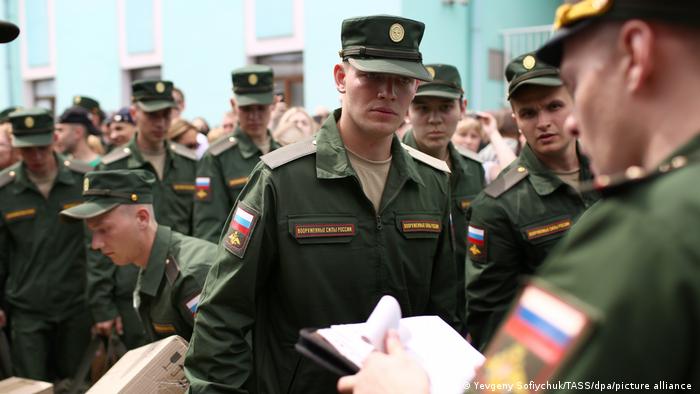 Russland Rekruten Wehrdienstpflichtige Studenten